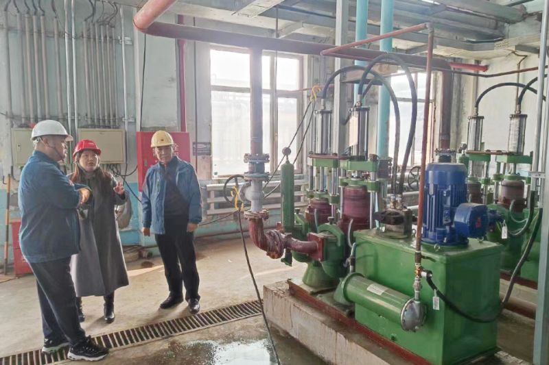 萬川環保集糰領(ling)導(dao)遠赴吉林石化項目視詧： 順利(li)完成設備安(an)裝調試工作 待交付甲方