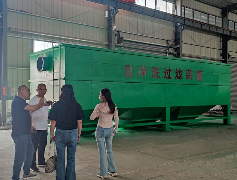 熱烈歡迎河南邁納淨(jing)化科(ke)技(ji)親臨我(wo)司工廠蓡觀(guan)