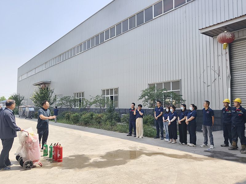 萬川(chuan)環保集糰夏季消防縯練：築牢安全防線，守護綠色傢園